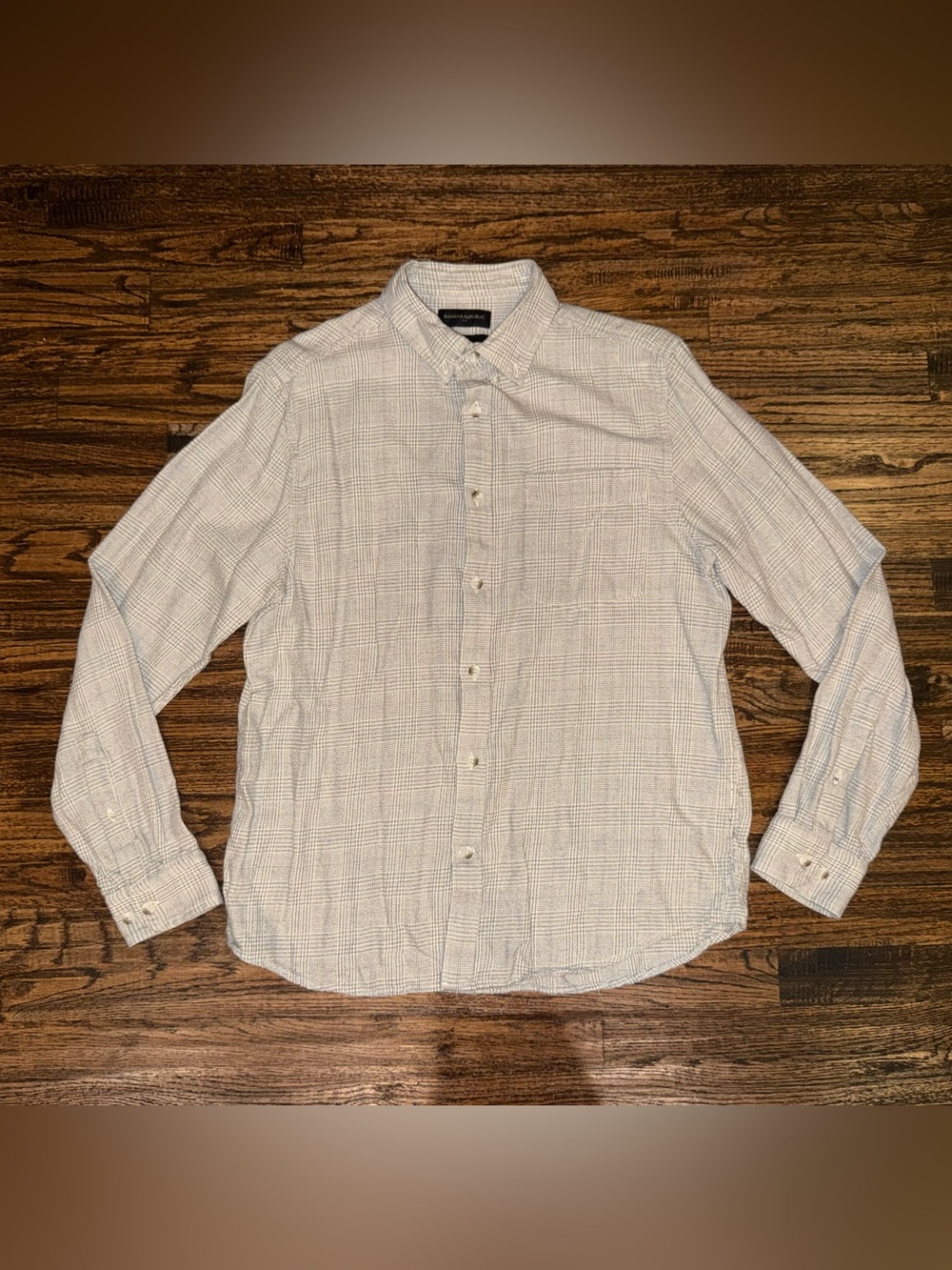 Banana Republic Untucked Fit Button-Up Casual Shirt Grey Beige Plaid Sz Large